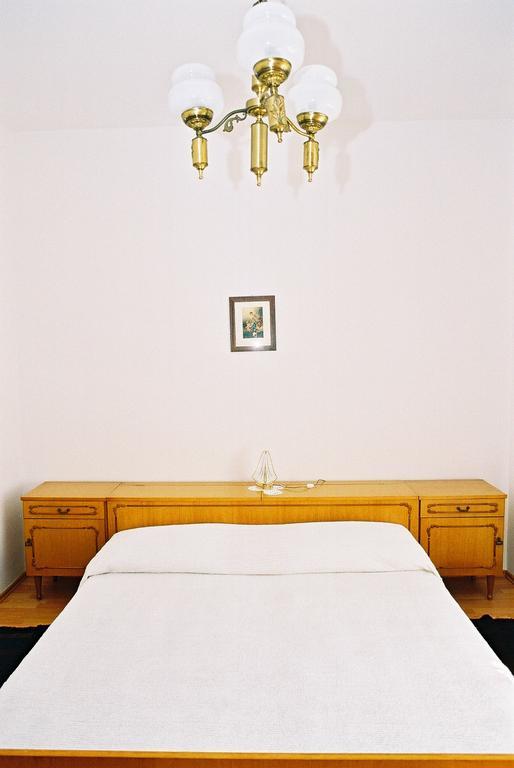 House Monika Appartement Poreč Buitenkant foto