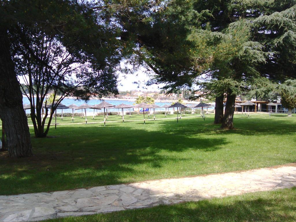 House Monika Appartement Poreč Buitenkant foto